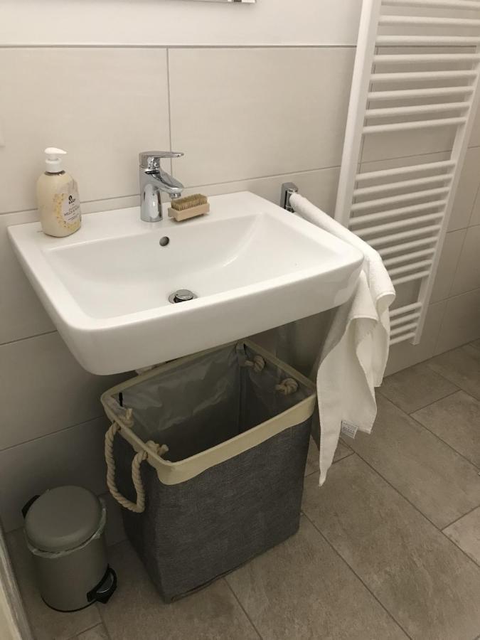 Schoenes Ferienappartment In Zell Am See: Zentral Gelegen Und Naehe Der Areitbahn Und Dem Zeller See Εξωτερικό φωτογραφία